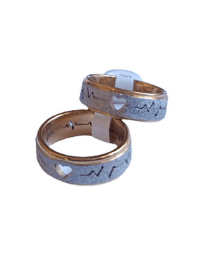 Anel Batimento Prata Detalhe Dourado