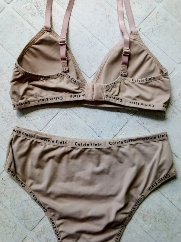 Conjunto Juvenil CK Micro