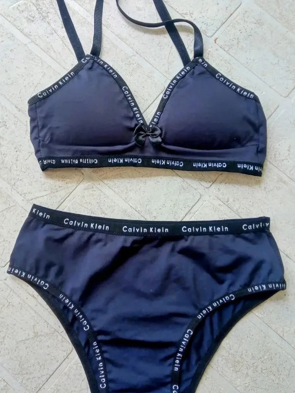 Conjunto Juvenil CK Micro