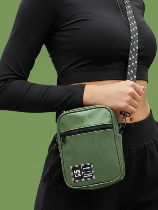 Bolsa Shoulder Hellen Carolina Logomania Vinil