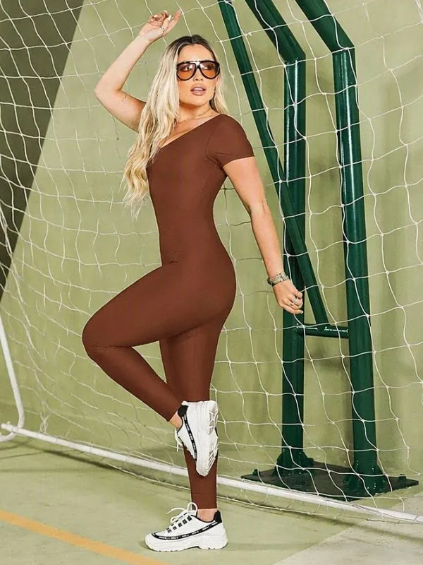 macacão curve hellen carolina