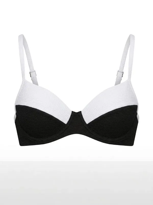 Top Savana Hellen Carolina